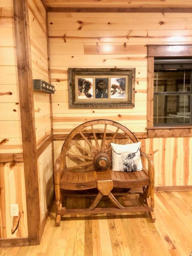 Stone Mountain Lodge 5000Sqft 6 Bed Game Room Pool Table Hot Tub Broken Bow Exterior photo