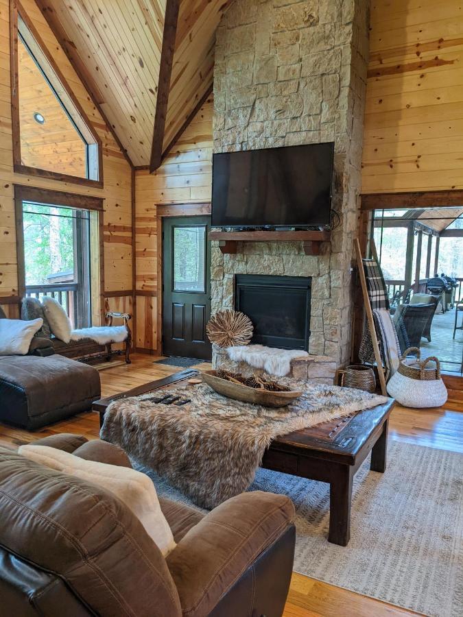 Stone Mountain Lodge 5000Sqft 6 Bed Game Room Pool Table Hot Tub Broken Bow Exterior photo